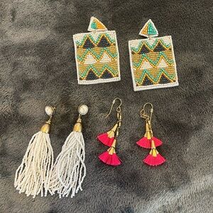3 pairs of “vacation” earrings.